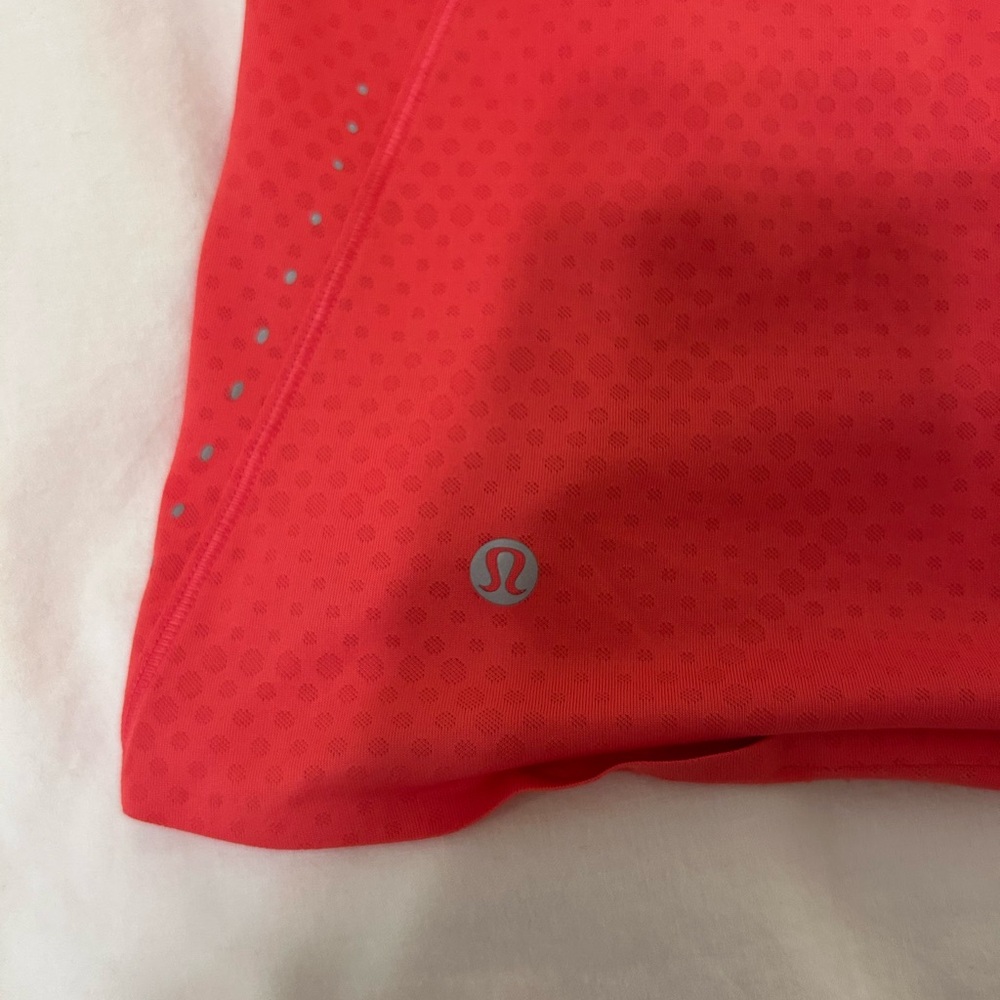 LULULEMON muscle tank